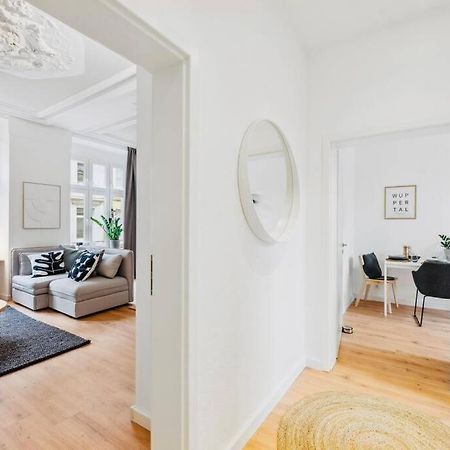 Wuppertaler Altbau-Traum Gutenberg - Naehe Dus & Dortmund & Koeln & Essen Apartment Bagian luar foto