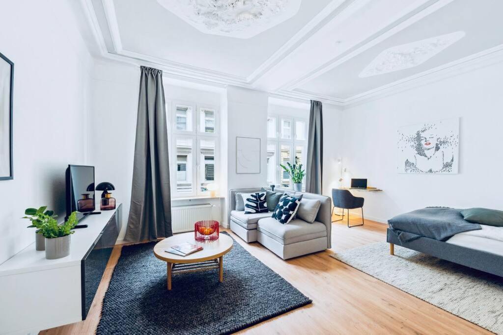 Wuppertaler Altbau-Traum Gutenberg - Naehe Dus & Dortmund & Koeln & Essen Apartment Bagian luar foto